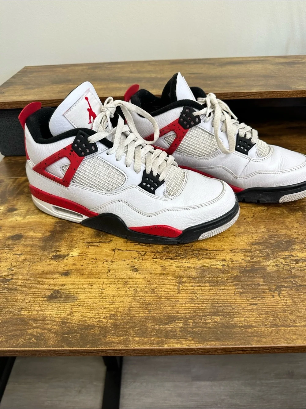 Jordan White / Red / Black Retro Sneakers - Men